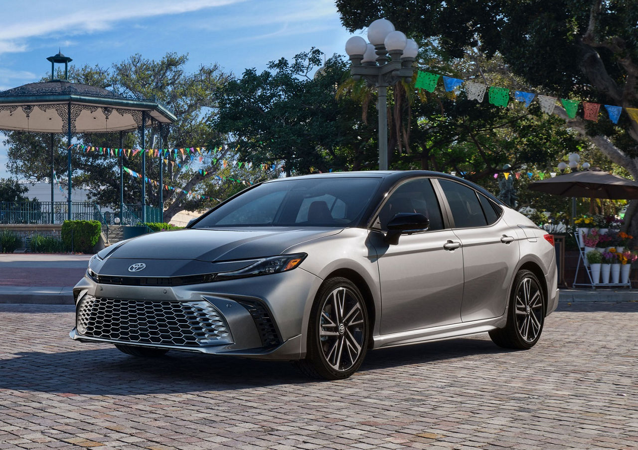 AVIS AUX MÉDIAS La Toyota Camry 2025 de nouvelle génération fait ses